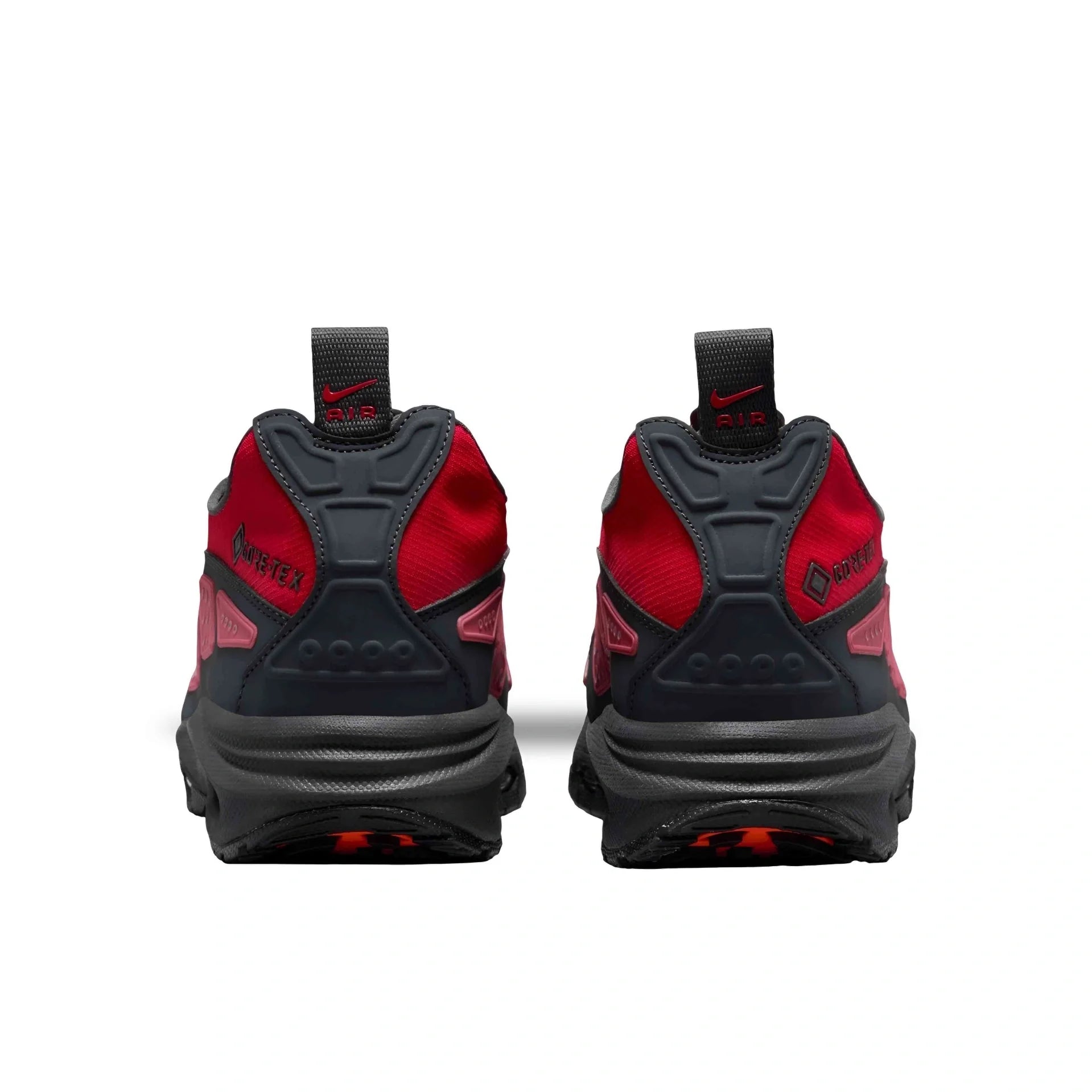 Air Max SNDR GORE-TEX in Hyper Crimson and Smoke Grey.