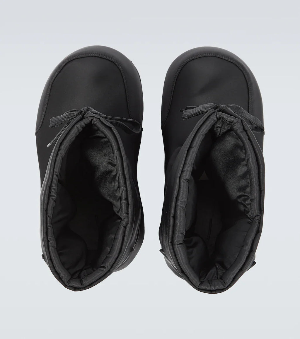 Balenciaga alska boots